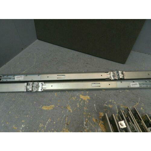 Trilhos IBM 00KF360 & 00KF361 or 00KG975 & 00KG976 X3650 M5 RAIL SET - MFerraz Tecnologia